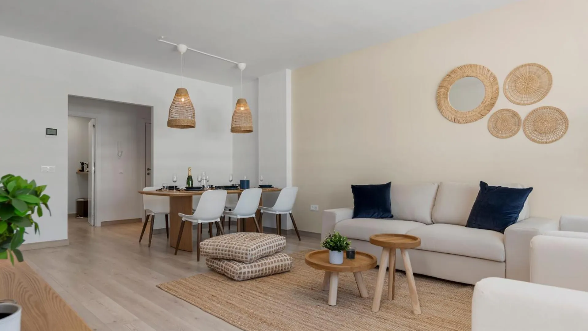 Sunny Terrace Penthouse Apartment Estepona 0*,