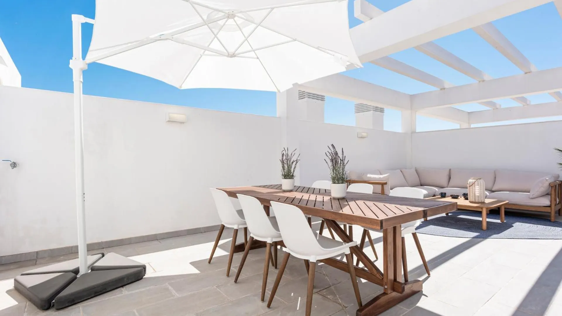 Sunny Terrace Penthouse Apartment Estepona 0*,  Spain