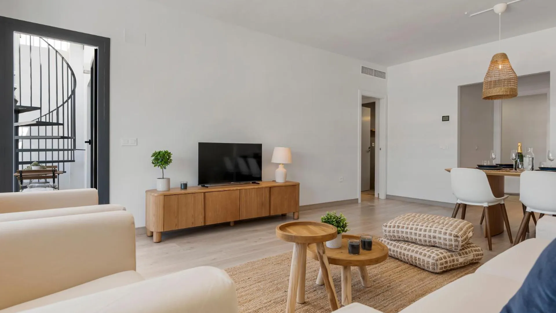 Sunny Terrace Penthouse Apartment Estepona Spain